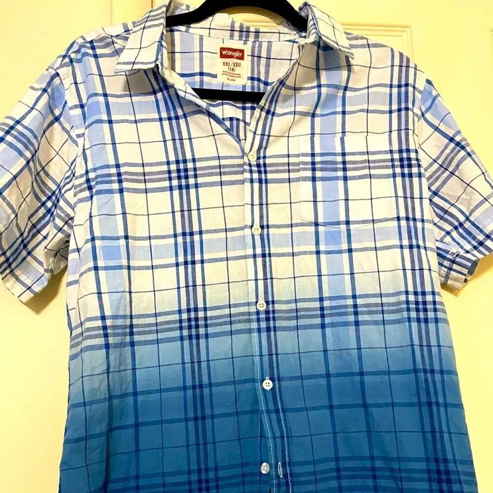 Wrangler button up shirt 